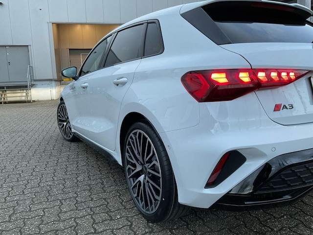 Audi A3 35 TDI S-Line S-Tronic Sportback