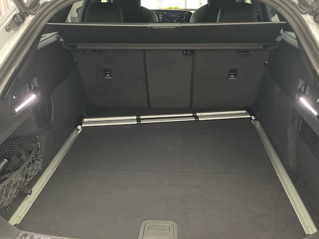 Audi A6 Avant Quattro S-Tronic