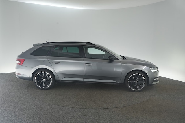 Skoda Superb Combi Sportline iV