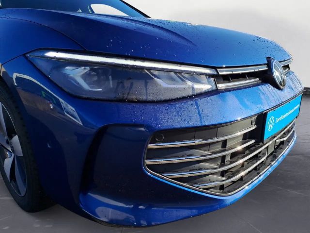 Volkswagen Passat 1.5 eTSI Business DSG Variant