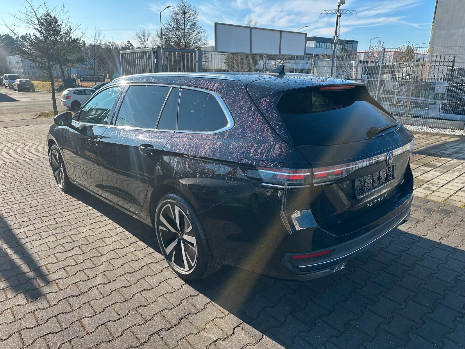 Volkswagen Passat 1.5 eTSI Business IQ.Drive Variant