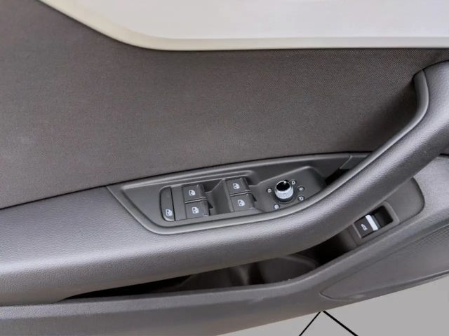 Audi A4 30 TDI Avant