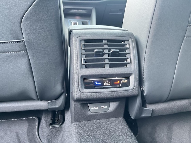 Volkswagen Golf DSG Golf VIII IQ.Drive Variant