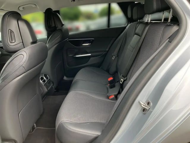 Mercedes-Benz C 180 AVANTGARDE Estate