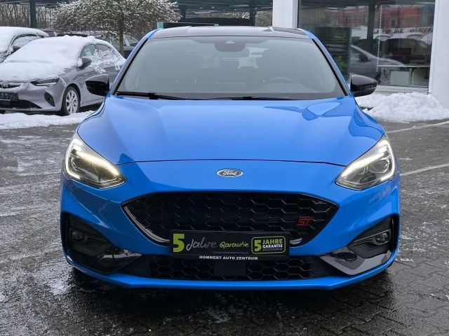 Ford Focus EcoBoost ST Line