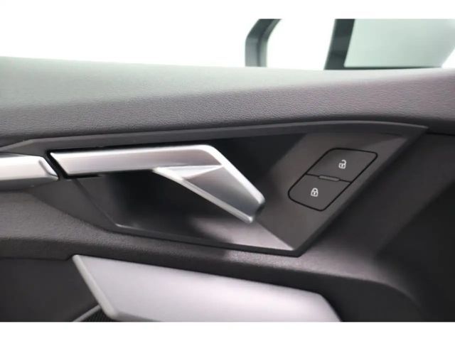 Audi A3 35 TFSI S-Line Sedan Sportback