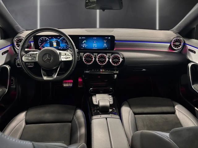 Mercedes-Benz CLA 180 AMG Line Coupé