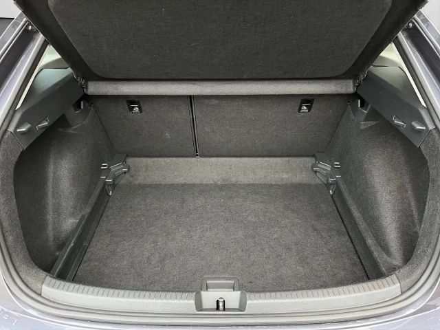 Volkswagen Taigo 1.0 TSI DSG Life