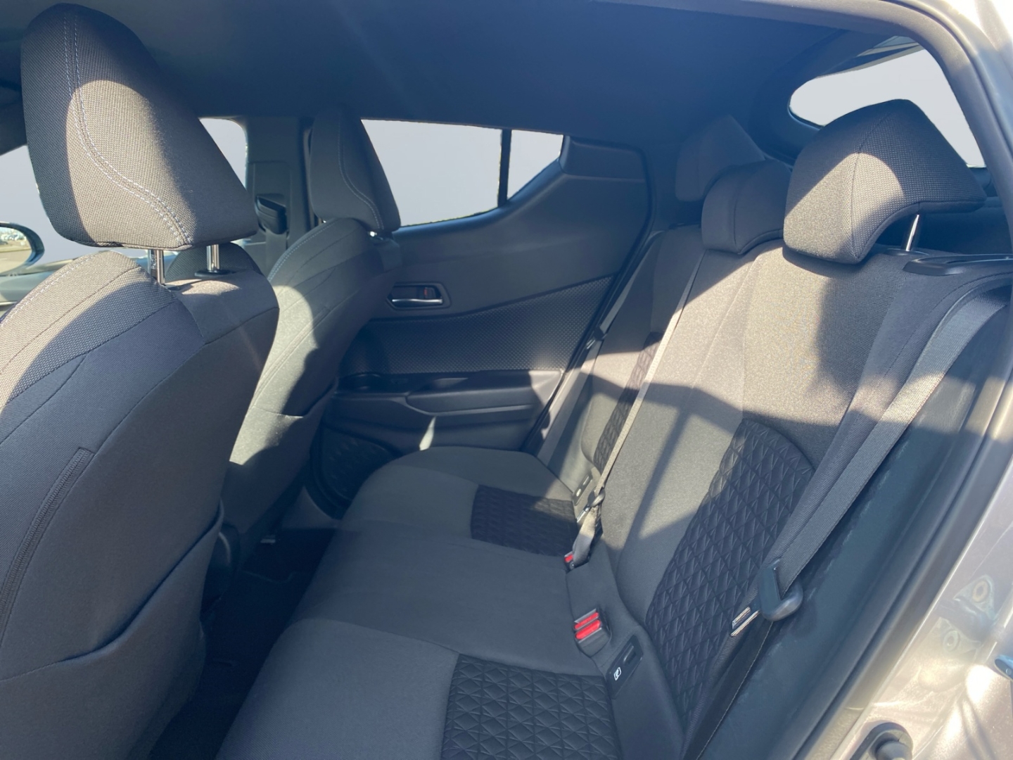 Toyota C-HR 5-deurs Plus