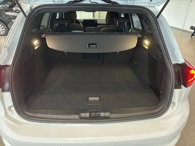 Ford Focus 125PS Benzin/Schaltgetriebe Traveller 1,0 EcoBo...