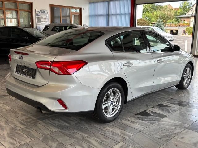 Ford Focus Cool & Connect Limited