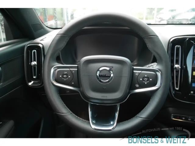 Volvo XC40 Core Recharge