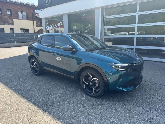 Alfa Romeo Junior Ibrida