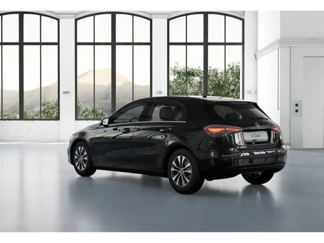 Mercedes-Benz A 180 A 180 d Hatchback