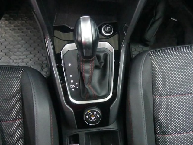 Volkswagen T-Roc 2.0 TSI DSG Sport