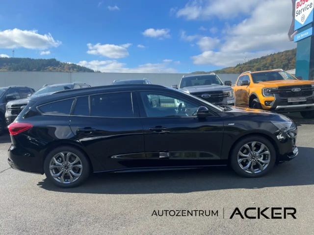 Ford Focus ST Line Wagon