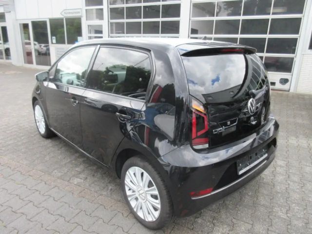 Volkswagen up! Style