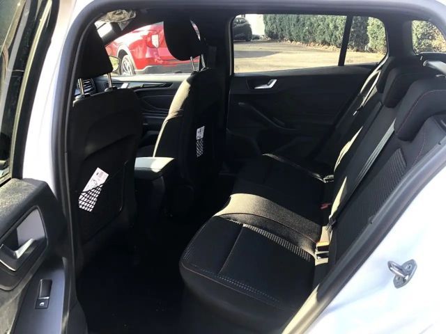 Ford Focus EcoBoost ST Line Wagon