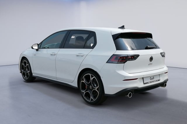 Volkswagen Golf 2.0 TSI DSG