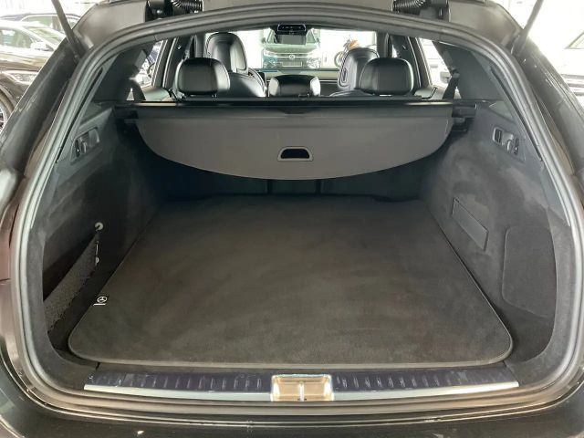 Mercedes-Benz E 220 AMG Line E 220 d Estate