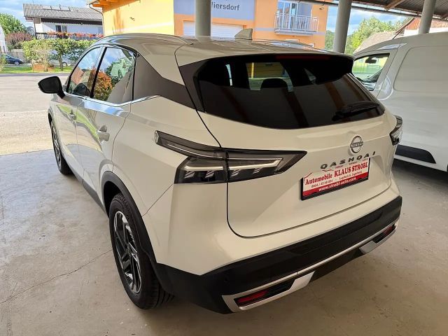 Nissan Qashqai AWD DIG-T N-Connecta