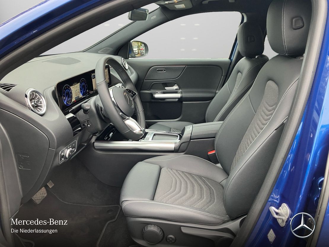 Mercedes-Benz EQA 300 4MATIC