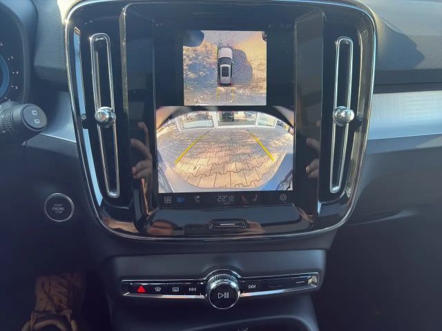 Volvo XC40 Dark Plus