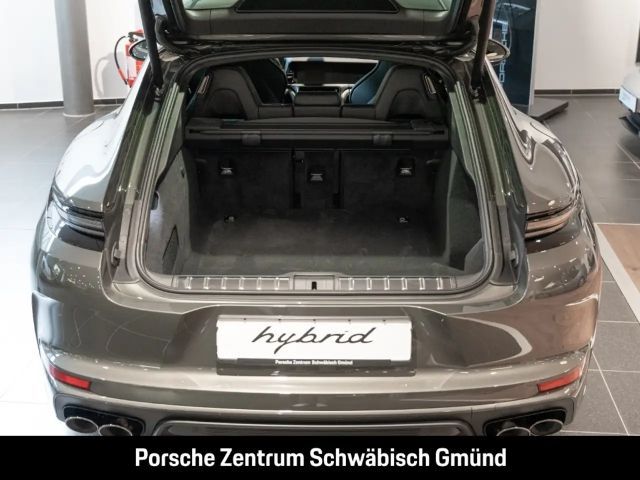 Porsche Panamera 4 E-Hybrid