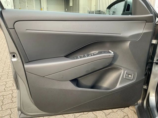 Volkswagen T-Roc 1.5 eTSI DSG R-Line