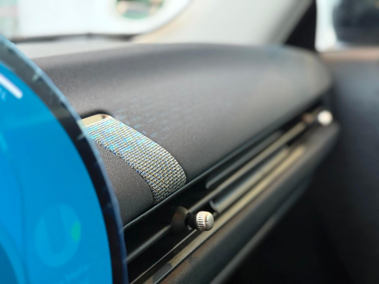 MINI Cooper Essential