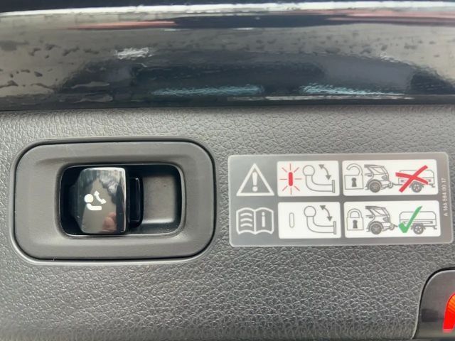 Mercedes-Benz C 220 AMG Line C 220 d Estate