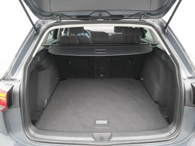 Volkswagen Golf DSG Golf VIII Life Variant