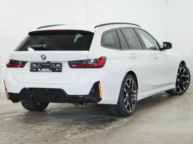 BMW 320 320d M-Sport Touring xDrive