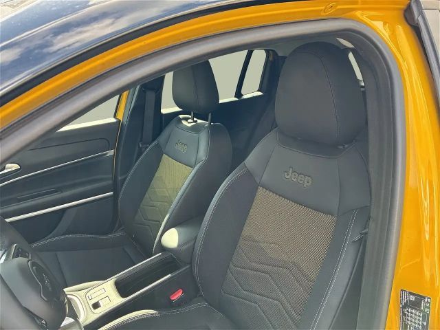 Jeep Avenger Full-Electric Summit