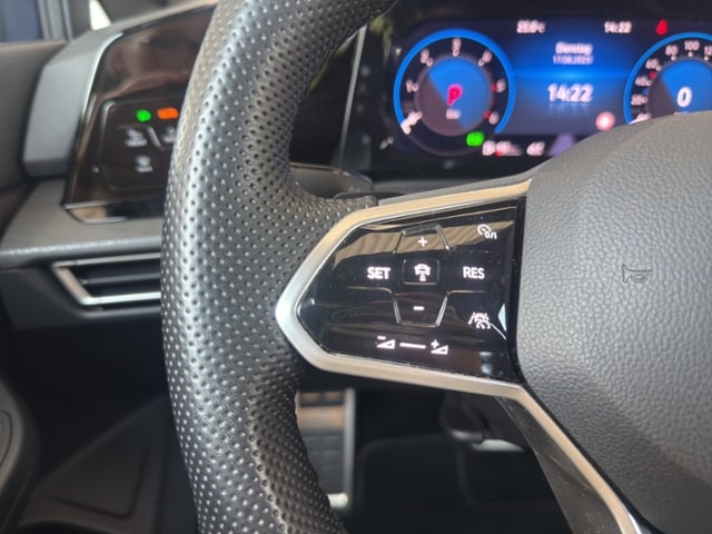 Volkswagen Golf 2.0 TDI DSG Golf VIII