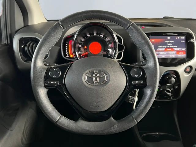 Toyota Aygo Hatchback Play Team D X-play