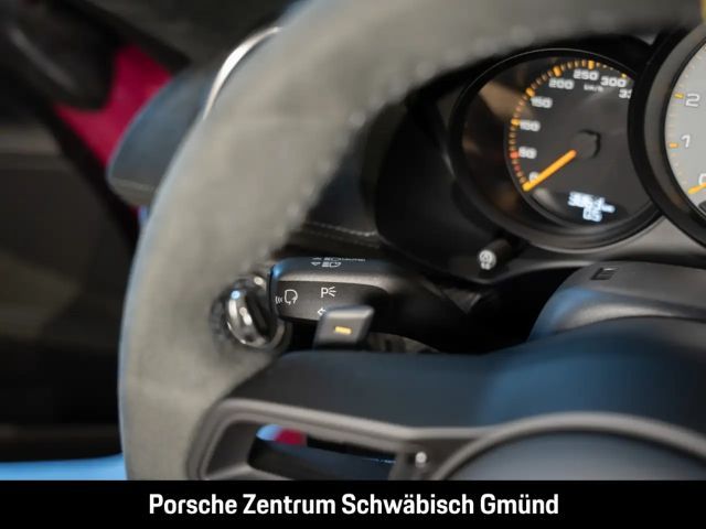 Porsche Cayman 718 RS