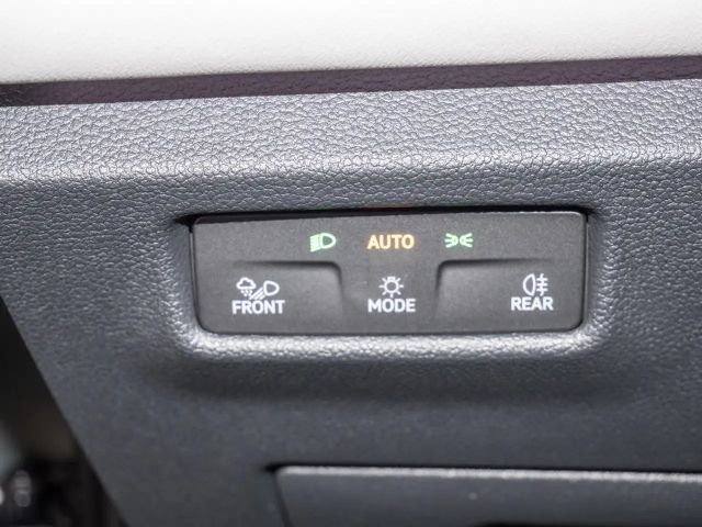 Volkswagen Tiguan 1.5 eTSI Elegance Elegance