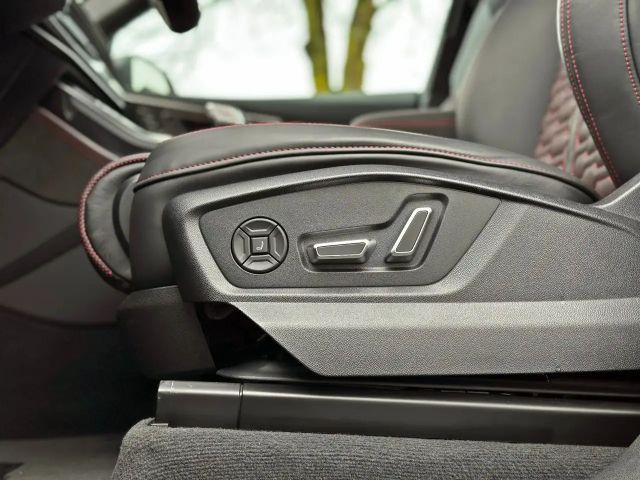 Audi RS Q8 Performance