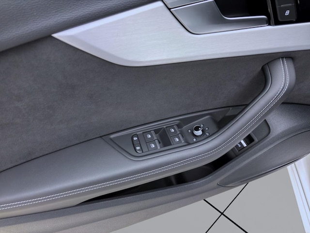 Audi A4 35 TDI Avant S-Line S-Tronic