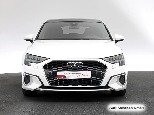 Audi A3 40 TFSI Hybride S-Tronic Sedan