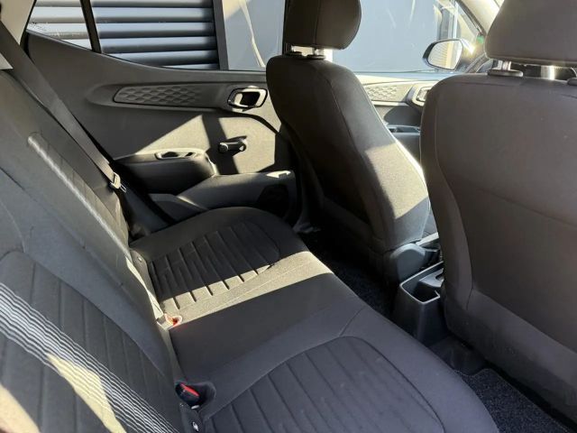 Hyundai i10 1.0