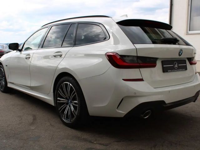 BMW 330 330e M-Sport Touring