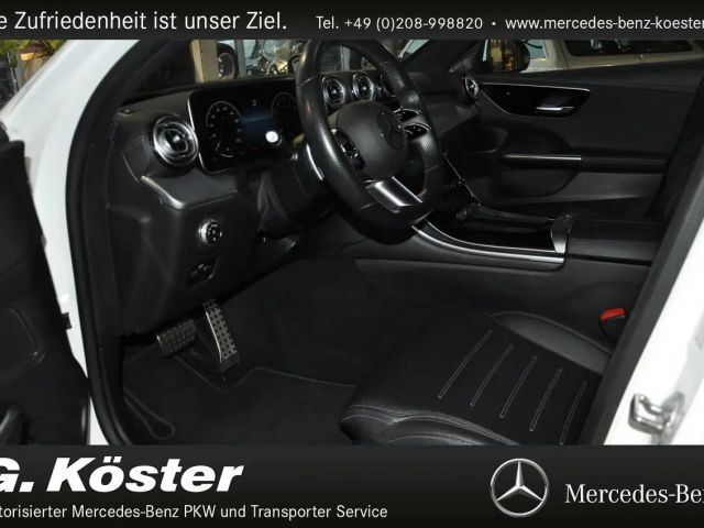 Mercedes-Benz C 200 AMG Line Sedan