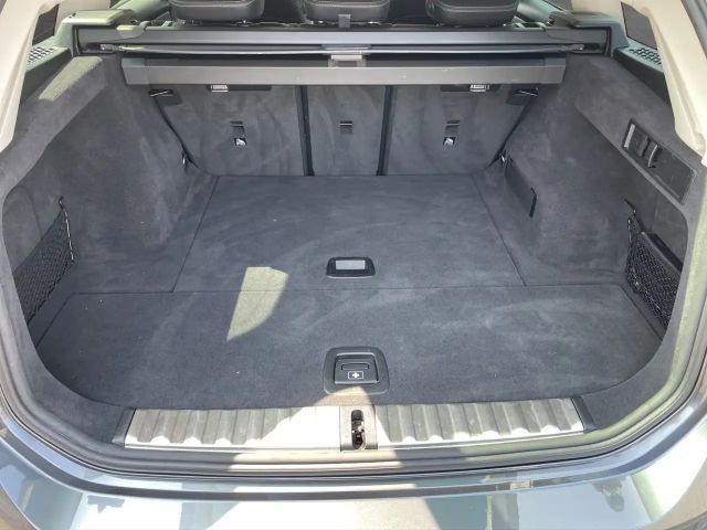 BMW 330 330i Touring xDrive