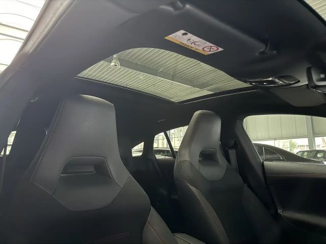 Mercedes-Benz CLA 250 4MATIC AMG Line Premium