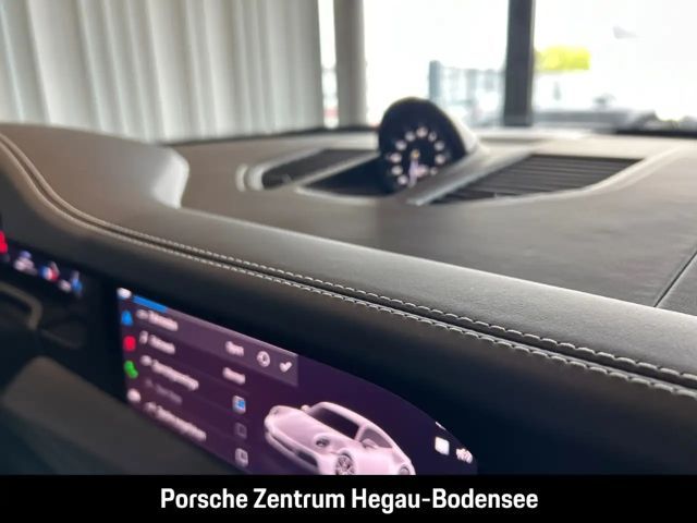 Porsche 992 Carrera Coupé