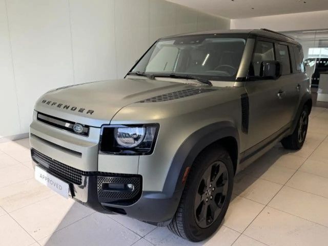 Land Rover Defender 110 Black Pack D240 HSE