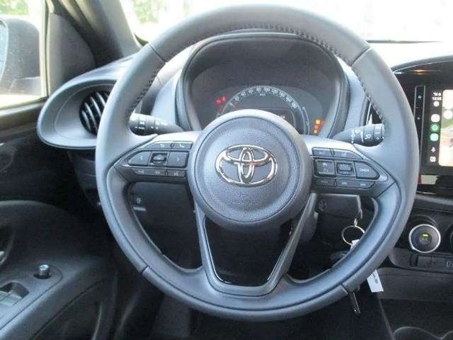 Toyota Aygo Hatchback Play VVT-i