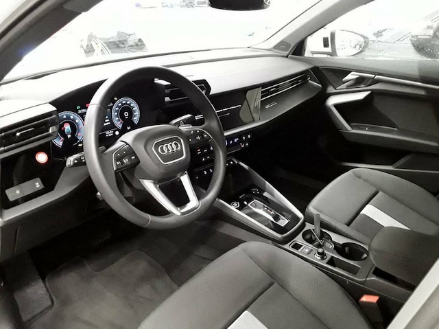 Audi A3 30 TFSI S-Tronic Sportback